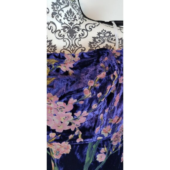 Lulus Make Dress Navy Blue Velvet Floral Strapless Midi Dress Size Small - Picture 4 of 13